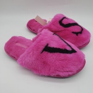 377- Victoria's Secret Slippers Pink Color Size Small NWT